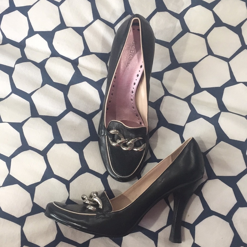BCBG Girls black leather heels with chain detail